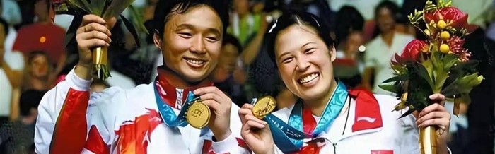 开云官方直播-从奥运冠军到被立案调查，羽协主席张军最终还是没能顶住诱惑！|国羽|体育|运动员|羽毛球|荣誉_新浪新闻